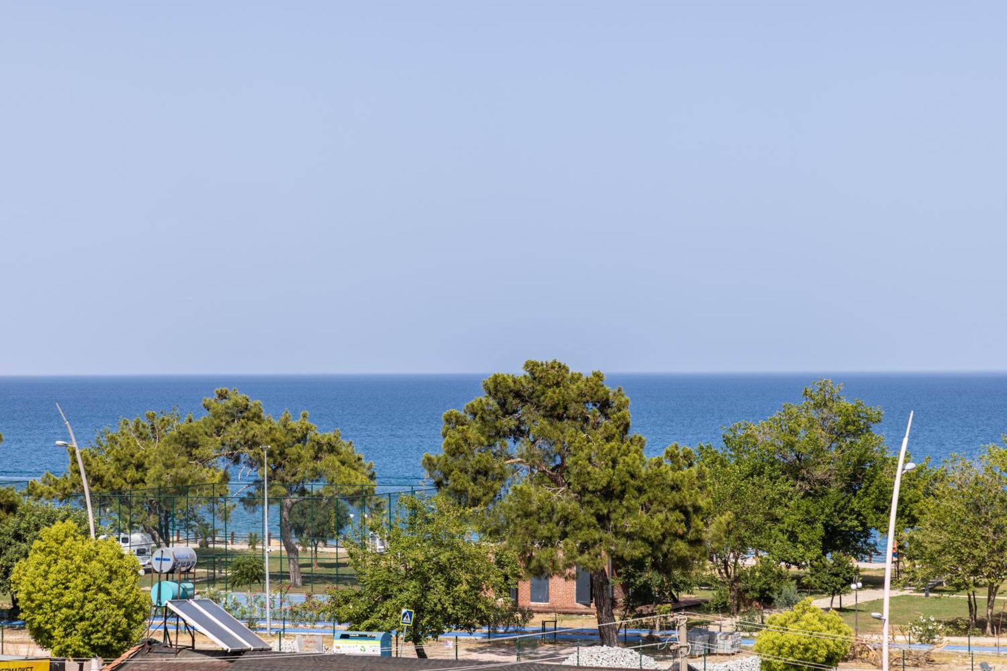 Three Points Hotel Бельдиби Экстерьер фото