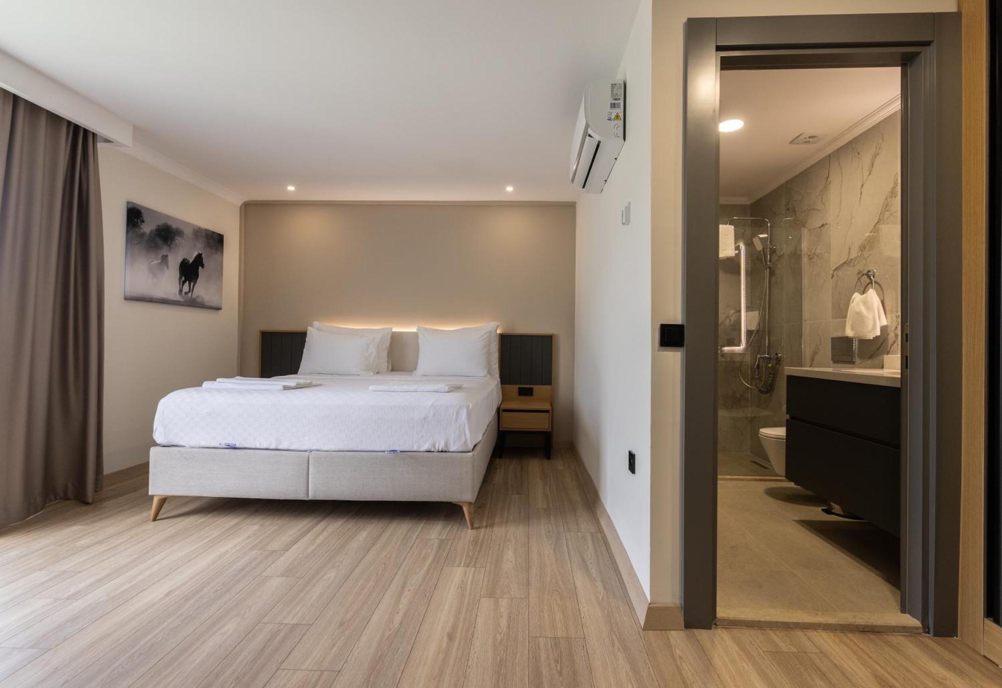 Three Points Hotel Бельдиби Экстерьер фото
