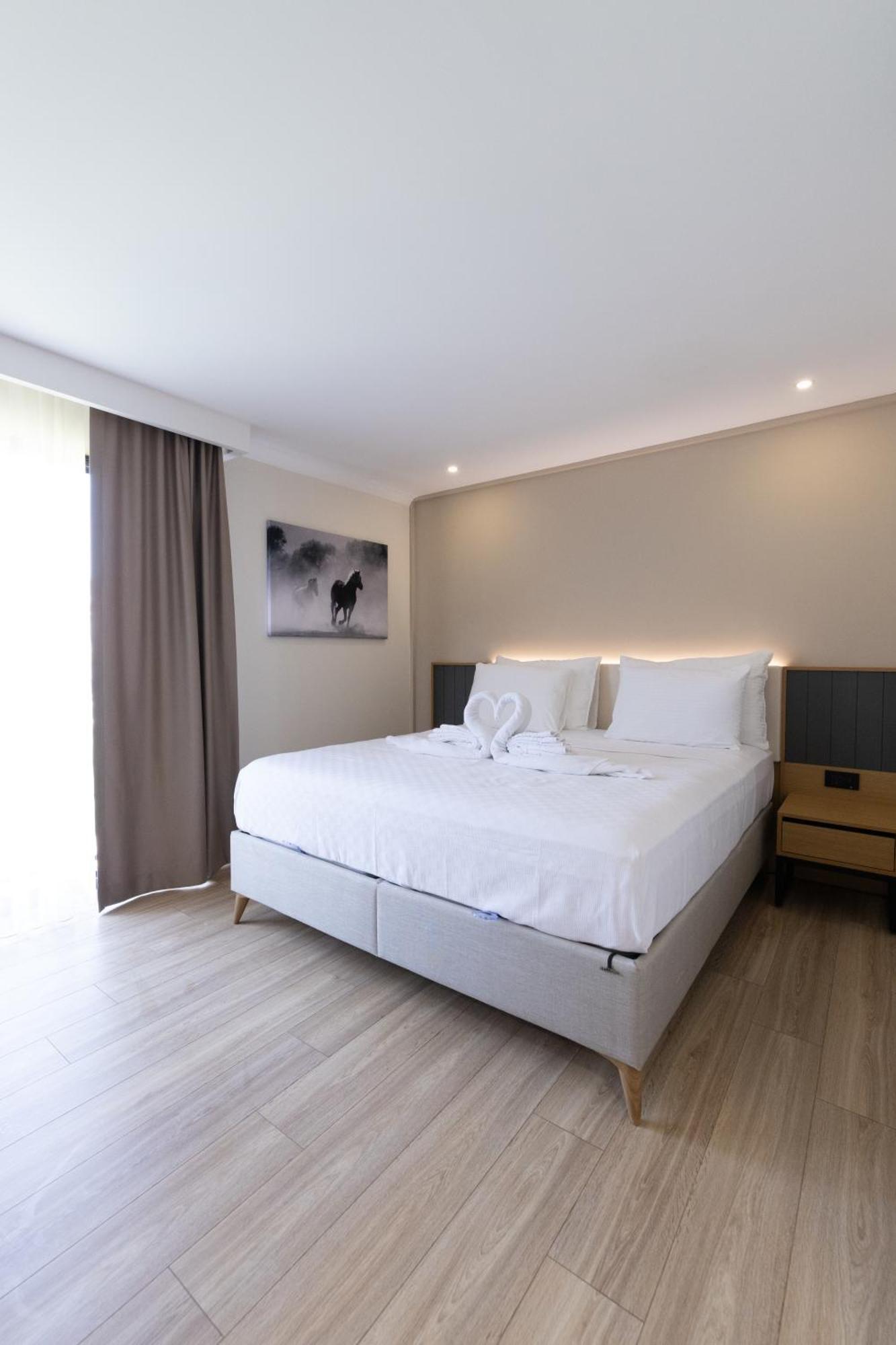 Three Points Hotel Бельдиби Экстерьер фото