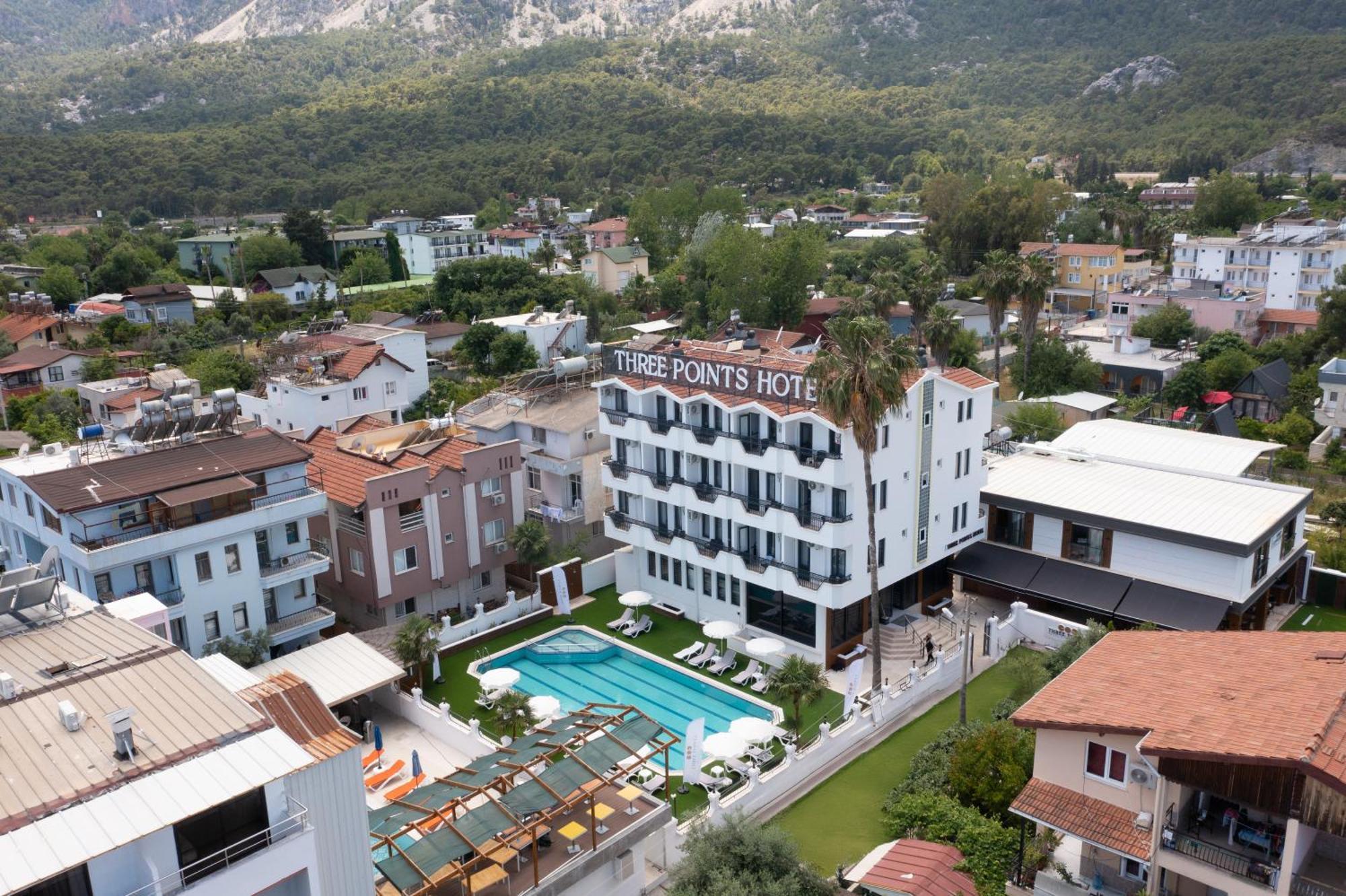 Three Points Hotel Бельдиби Экстерьер фото