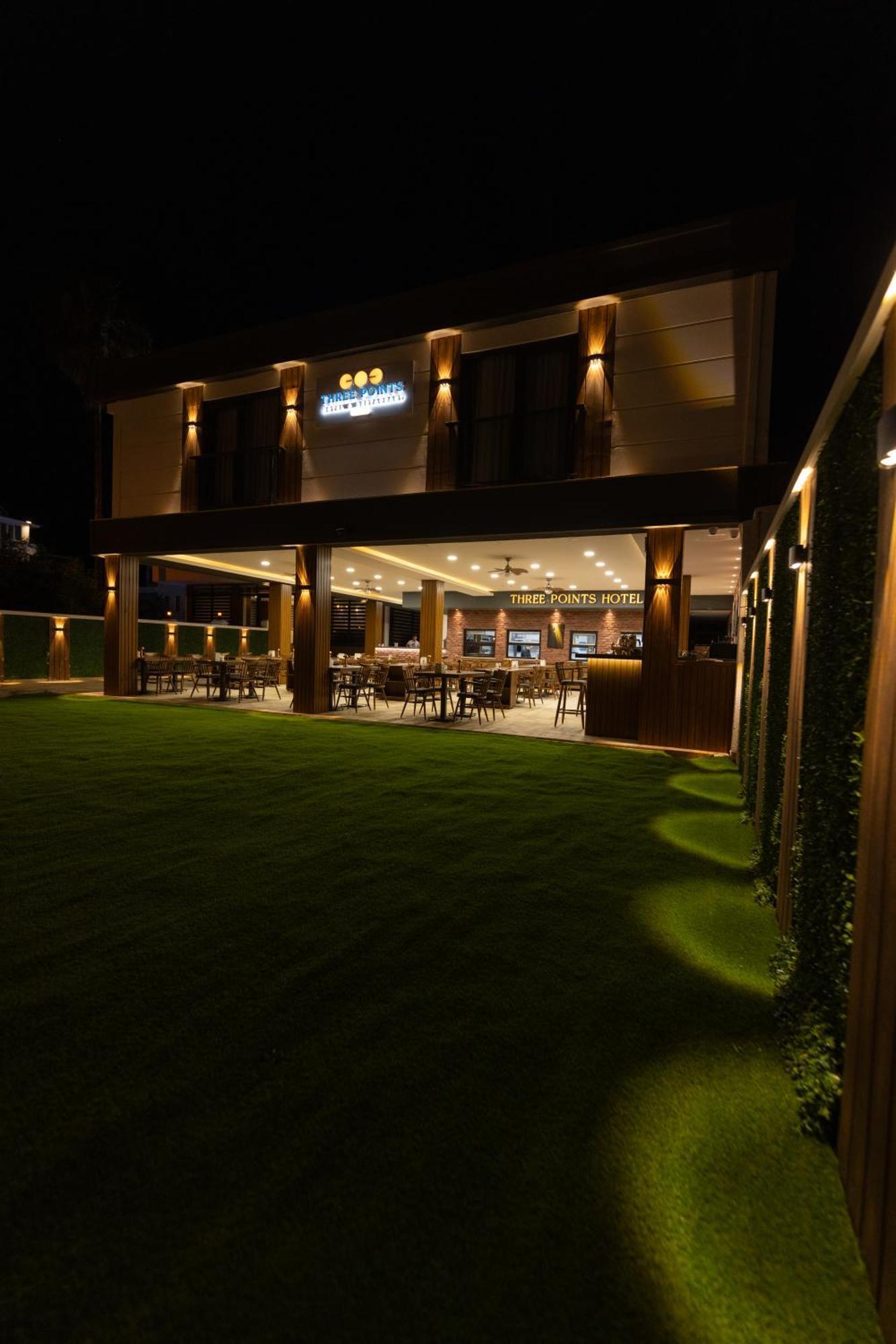 Three Points Hotel Бельдиби Экстерьер фото