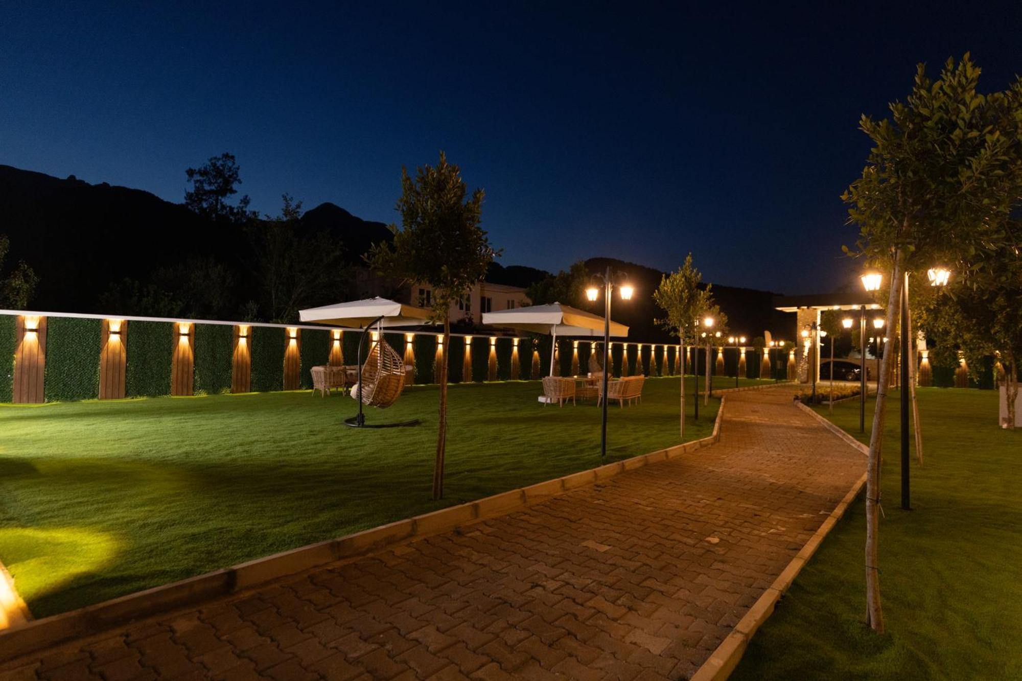 Three Points Hotel Бельдиби Экстерьер фото