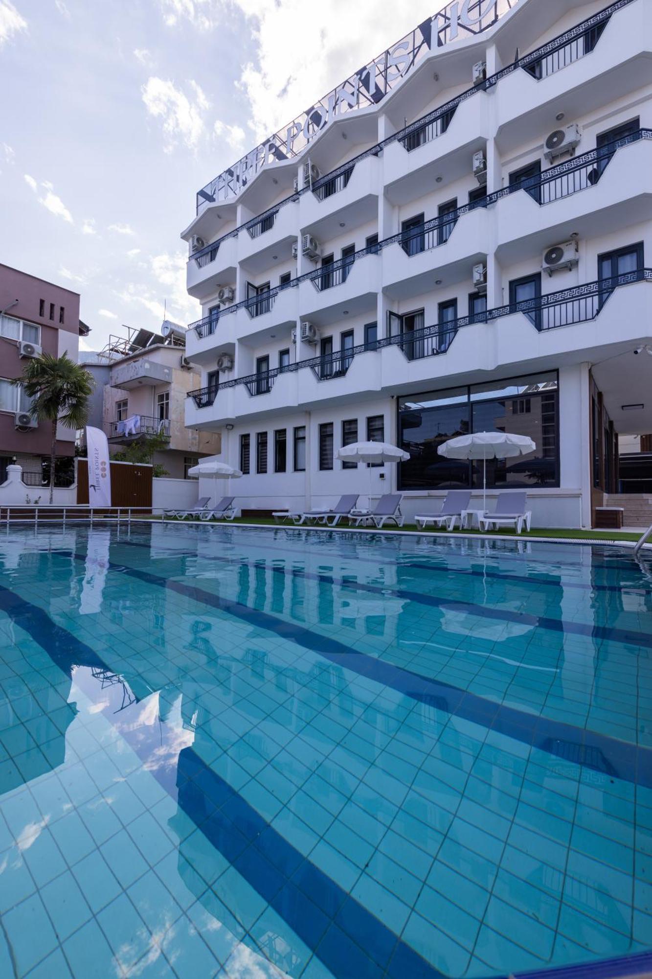 Three Points Hotel Бельдиби Экстерьер фото